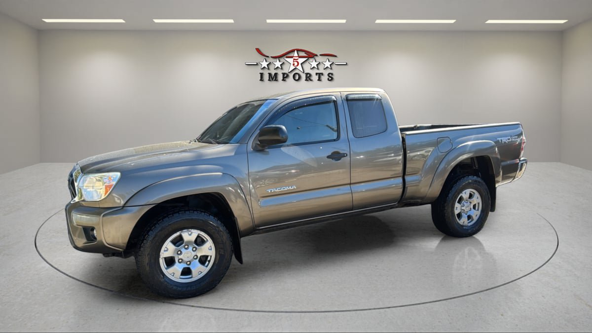 Used 2013 Toyota Tacoma 4x4 Access Cab V6 w/ TRD Off-Road Pkg image 1