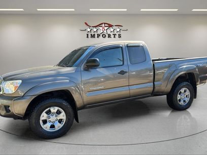 Used 2013 Toyota Tacoma 4x4 Access Cab V6 w/ TRD Off-Road Pkg