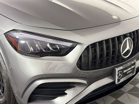 Used 2025 Mercedes-Benz GLA 35 AMG 4MATIC image 12