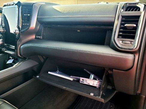 Used 2022 RAM 1500 Limited w/ Body-Colour Bumper Group image 44