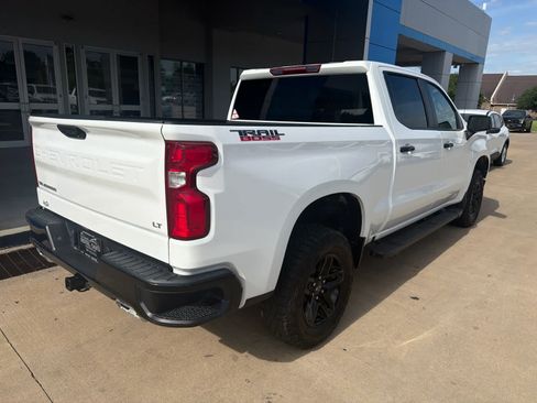 Used 2024 Chevrolet Silverado 1500 LT Trail Boss w/ Protection Package AWD/4WD image 6