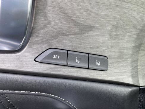 Certified 2024 Kia Sorento SX Prestige image 12