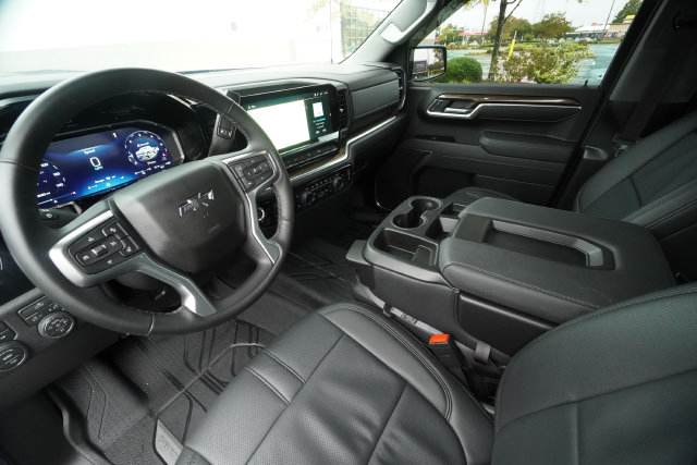 Used 2026 Chevrolet Silverado 1500 RST w/ RST Select Package AWD/4WD image 26