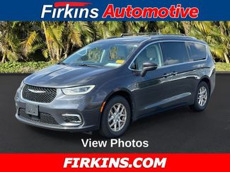 Used 2021 Chrysler Pacifica Touring-L FWD video 1