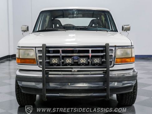 Used 1994 Ford Bronco XLT image 16