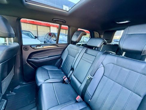 Used 2018 Mercedes-Benz GLS 450 4MATIC image 34