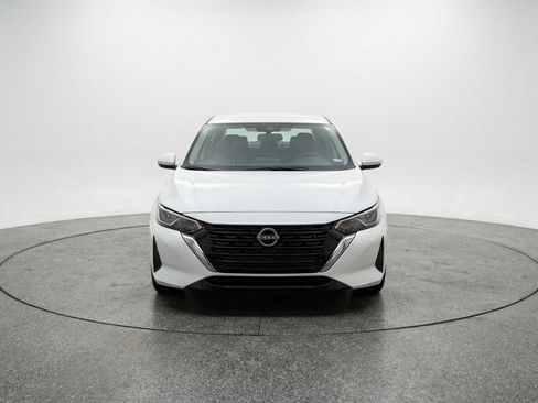 Used 2025 Nissan Sentra SV FWD image 2