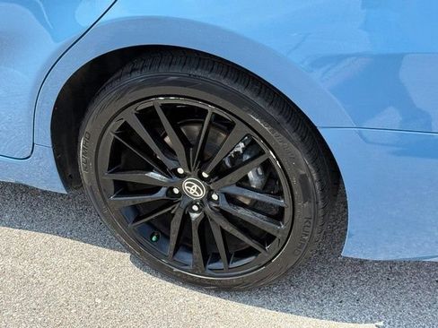 Used 2024 Toyota Camry XSE FWD image 9