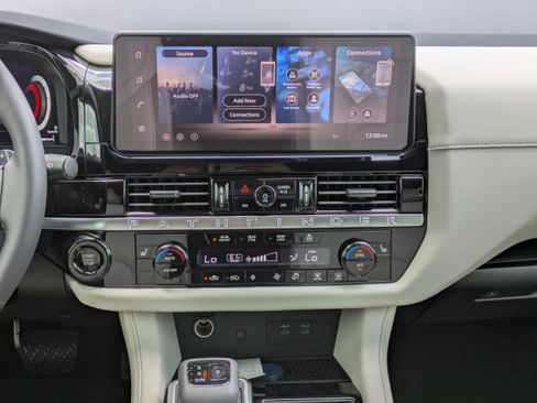New 2026 Nissan Pathfinder SL FWD image 22