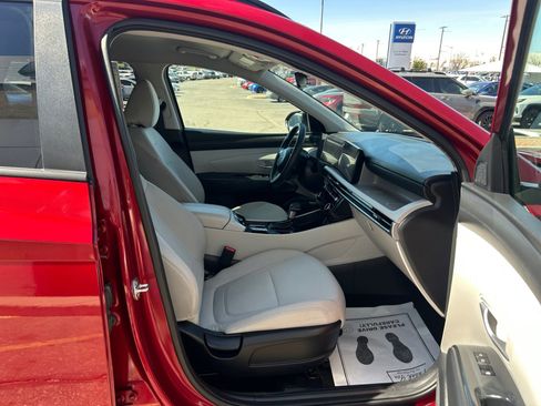 Used 2025 Hyundai Tucson SEL image 32