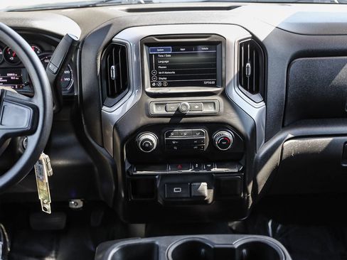 Used 2019 Chevrolet Silverado 1500 Custom RWD image 13