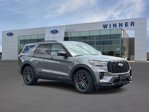 Used 2025 Ford Explorer ST-Line w/ ST-Line Street Pack AWD/4WD image 5