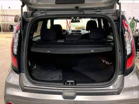 Used 2018 Kia Soul + image 31