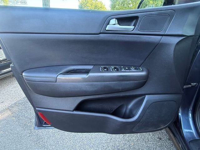 Used 2020 Kia Sportage S w/ S Sunroof Package AWD/4WD image 24