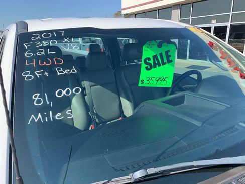 Used 2017 Ford F350 XL image 3