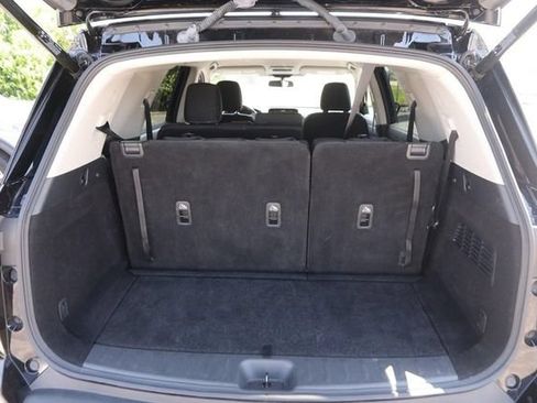 Certified 2025 Nissan Pathfinder SV AWD/4WD image 7