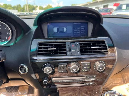 Used 2008 BMW 650i Convertible w/ Sport Pkg image 21