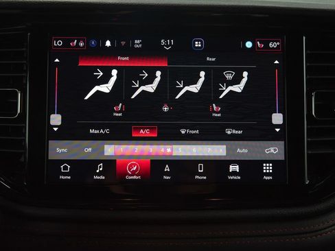 Used 2025 Dodge Durango GT AWD/4WD image 34