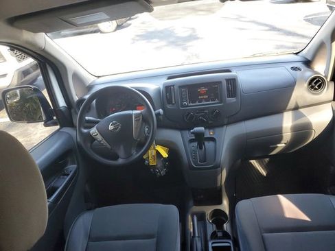 Used 2020 Nissan NV200 S image 10