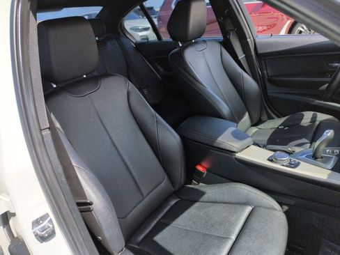 Used 2015 BMW 320i xDrive Sedan AWD/4WD image 21
