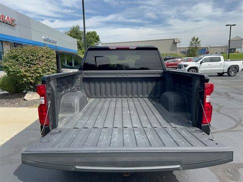 Used 2023 Chevrolet Silverado 1500 LT image 12