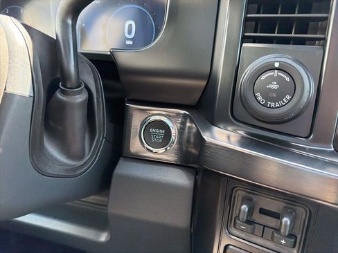 New 2026 Ford F250 Lariat w/ Black Appearance Package image 40