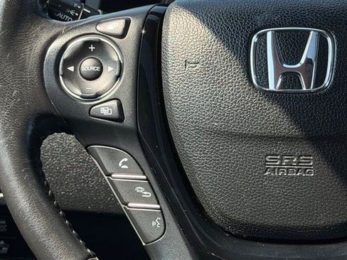 Used 2017 Honda Pilot Touring image 31