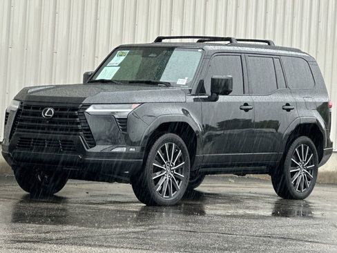 Used 2025 Lexus GX 550 w/ Cold Area Package image 8