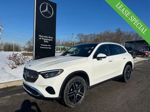 Used 2026 Mercedes-Benz GLC 300 4MATIC image 1