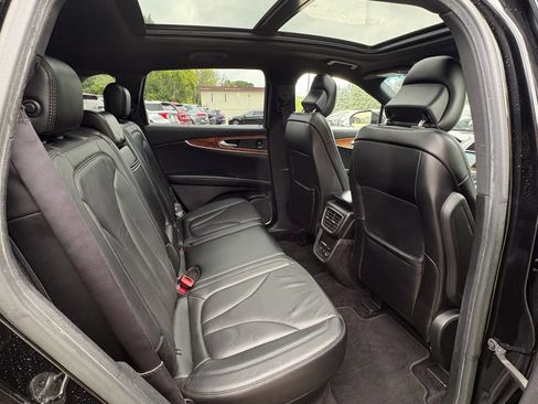 Used 2017 Lincoln MKX Reserve AWD/4WD image 26