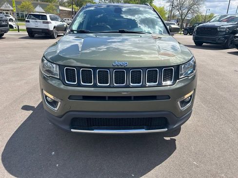 Used 2018 Jeep Compass Limited w/ Navigation Group AWD/4WD image 2
