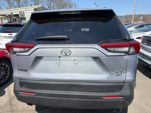 Used 2019 Toyota RAV4 XLE Premium w/ Cold Weather Package AWD/4WD image 7