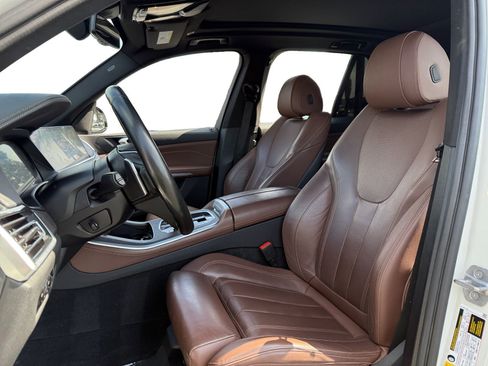 Used 2022 BMW X5 sDrive40i w/ Premium Package image 9