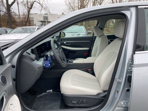 New 2026 Hyundai Sonata SEL AWD/4WD image 10