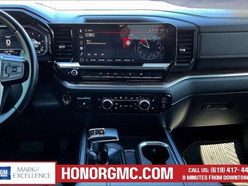 Used 2023 GMC Sierra 1500 Elevation AWD/4WD image 10