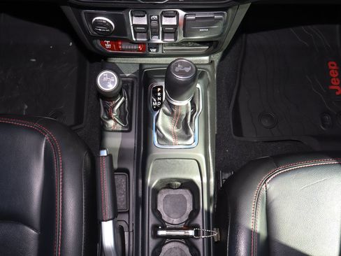 Used 2021 Jeep Wrangler Unlimited Rubicon AWD/4WD image 20