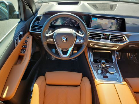 Used 2023 BMW X5 xDrive40i w/ Premium Package image 15