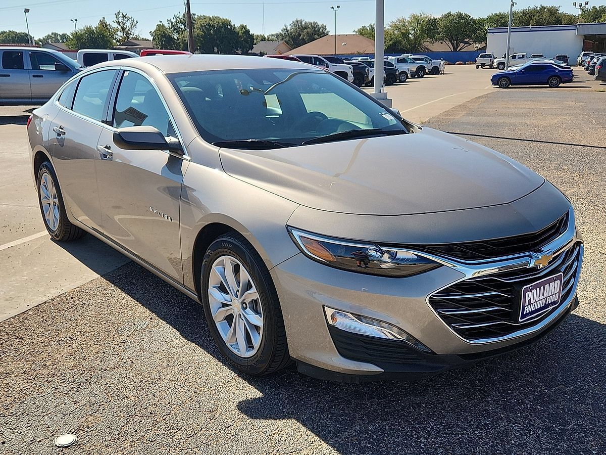 Used 2025 Chevrolet Malibu LT FWD image 5