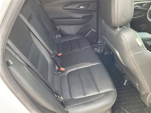 Used 2022 Chevrolet TrailBlazer ACTIV w/ Convenience Package image 13