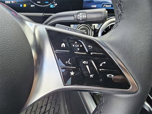 Used 2025 Mercedes-Benz GLA 250 image 21