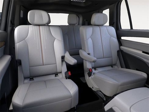 New 2026 Cadillac Vistiq Sport image 17