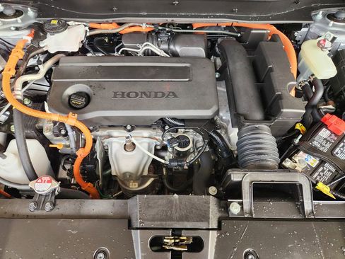 Used 2025 Honda CR-V Sport-L image 30