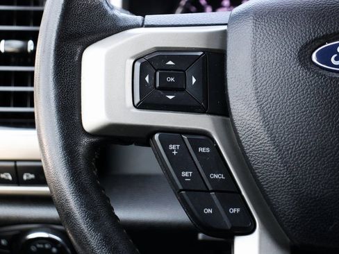 Used 2020 Ford F250 Lariat w/ Lariat Value Package image 21