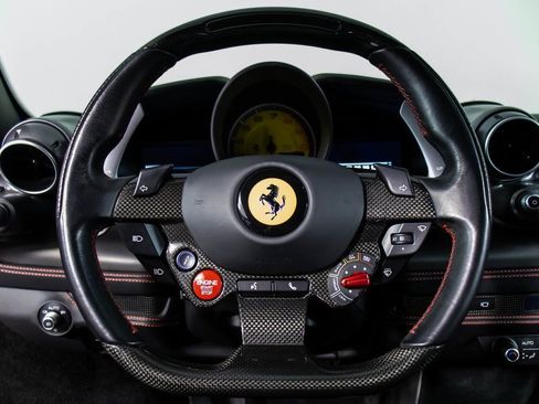 Certified 2022 Ferrari F8 Tributo image 4