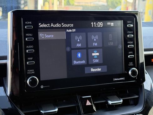 Used 2021 Toyota Corolla SE image 26