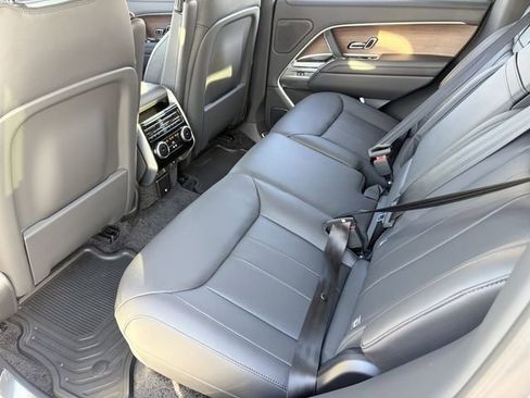 New 2026 Land Rover Range Rover SE AWD/4WD image 16