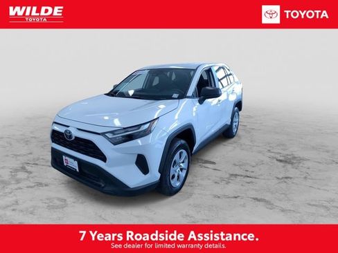Certified 2024 Toyota RAV4 LE image 5