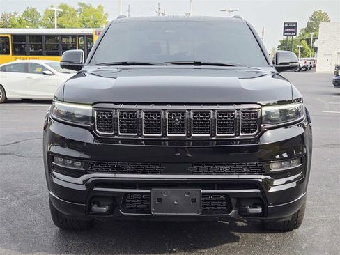 Used 2024 Jeep Grand Wagoneer Series III w/ Rear Seat Video Group 1 image 8