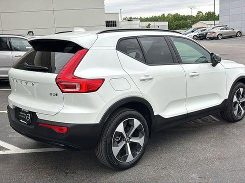 Certified 2026 Volvo XC40 B5 Plus AWD/4WD image 29
