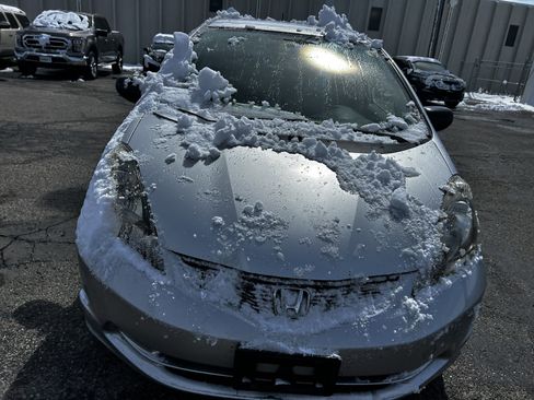 Used 2011 Honda Fit image 8